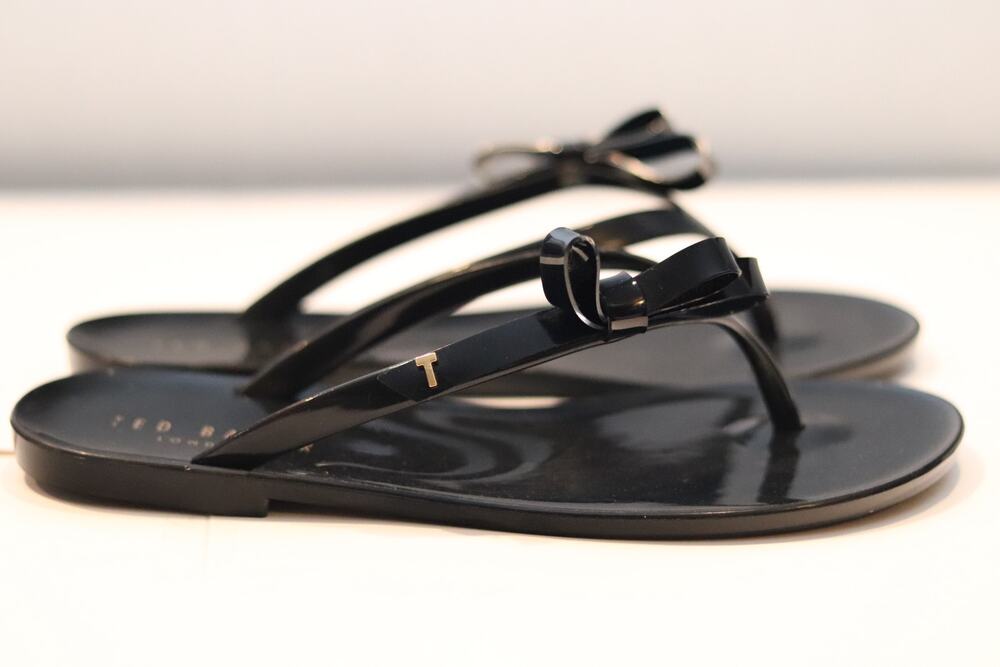 Ted Baker Jassey Sandal Sz 8W